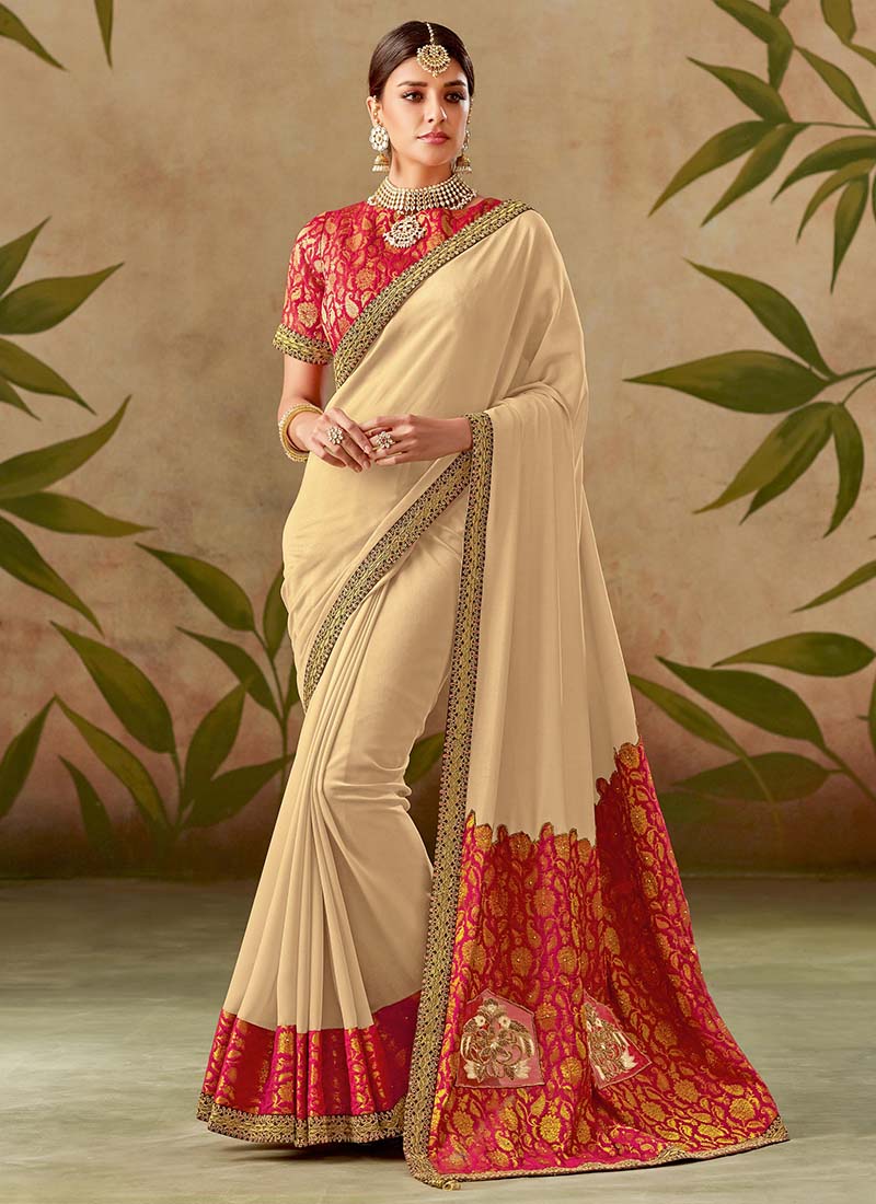 Banarasi Saree Lace Border And Pallu Fabric at Rs.250/Meter in surat offer  by shivdhara fabrics