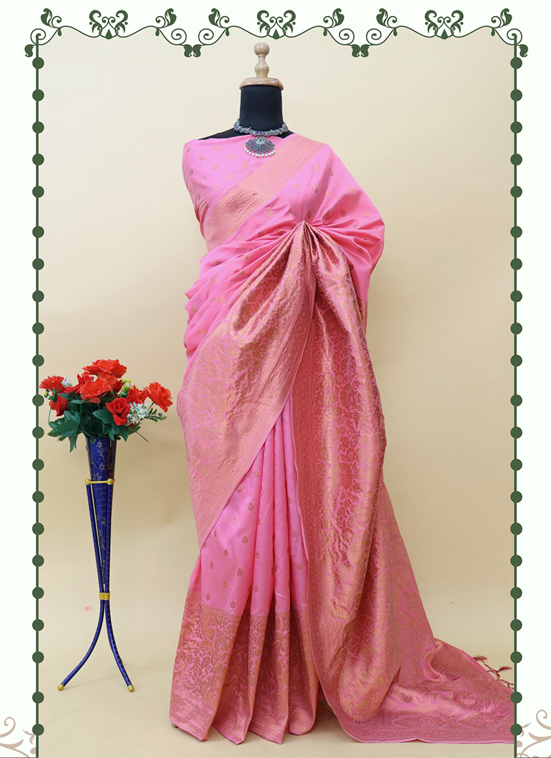 Designer Shilpa reddy looks pretty in a pink kanchi pattu saree! |  Fashionworldhub