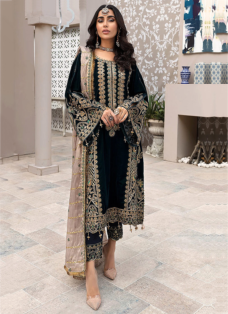 Pakistani Suit Dress Material at Rs 1299 | Pakistani Dresses in Surat | ID:  22985493733