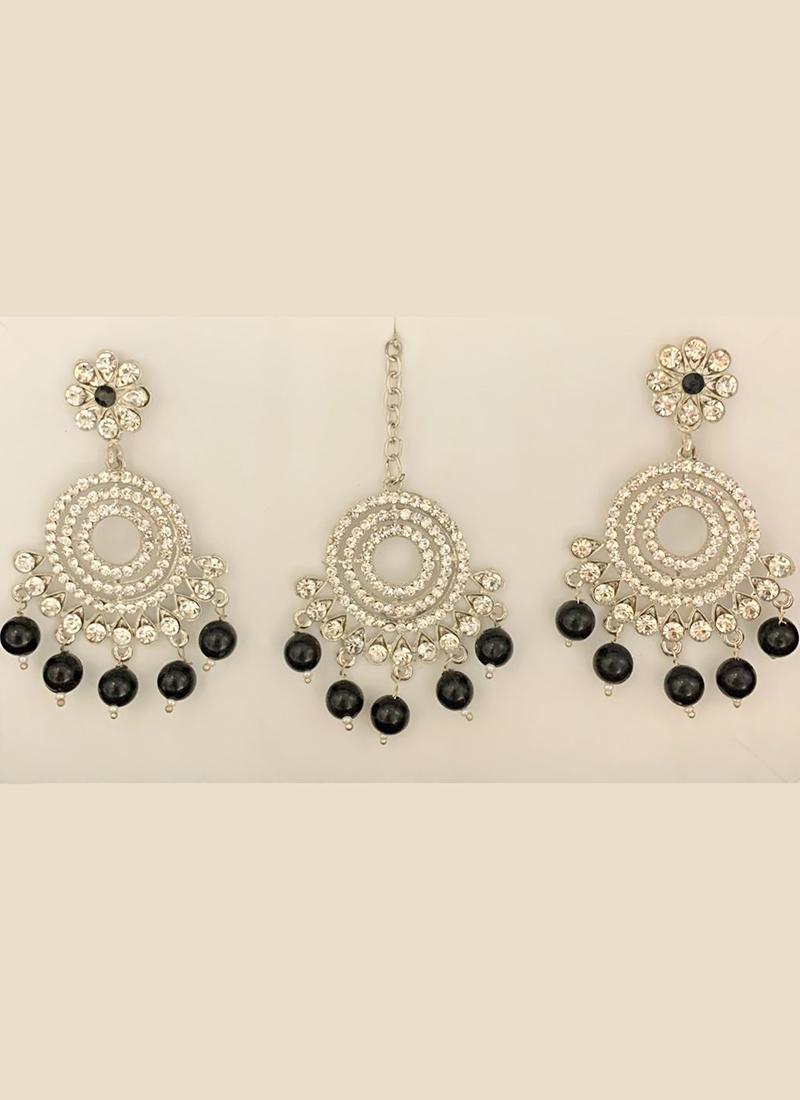 Buy Shop Now Black Silver Plated Earrings With Maang Tikka Online From  Surat Wholesale Shop.