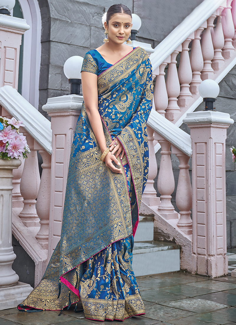 Wedding saree blue on sale colour