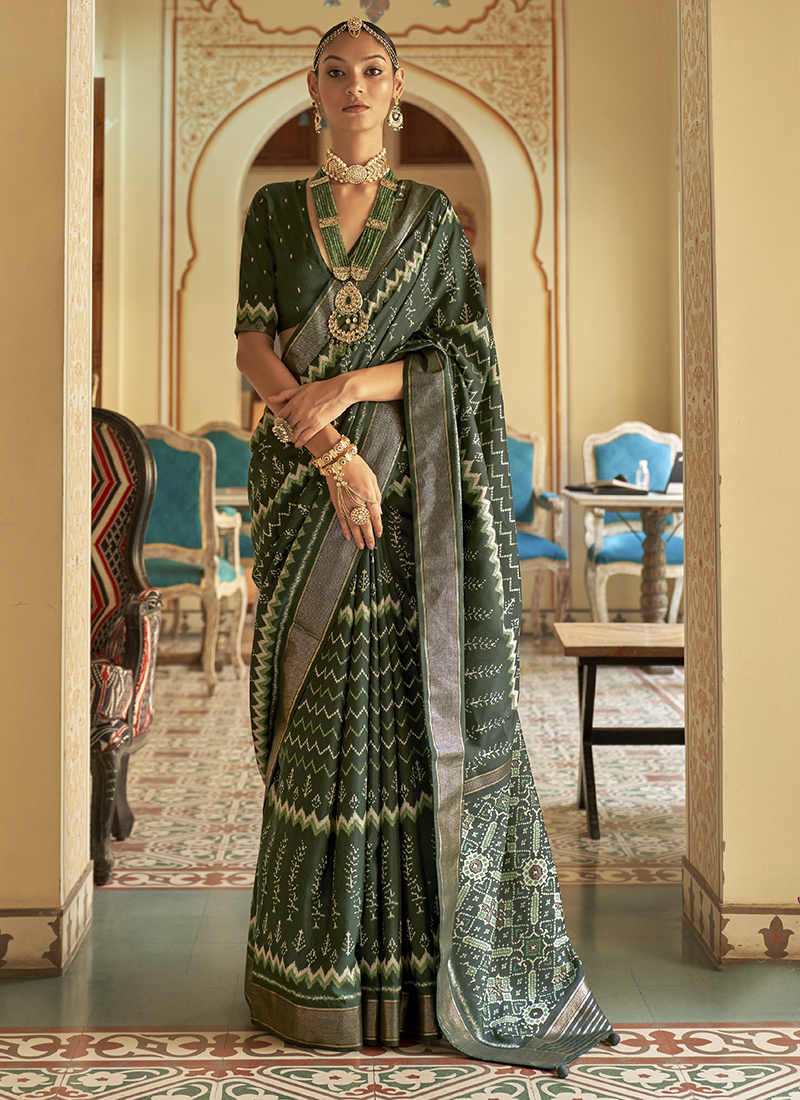 Dark Green Jamdani Tussar Silk Saree - Urban Womania