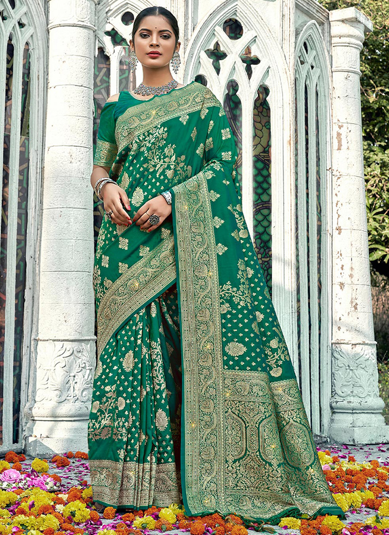 Imaginative Green Soft Banarasi Silk Saree with Artistic Blouse Piece –  LajreeDesigner