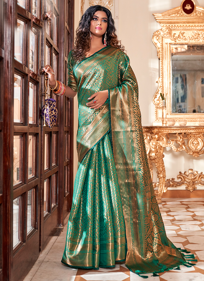 ChoiceEspecial Weaving Kanjivaram Soft Silk Saree, With Blouse Piece at Rs  499 in Surat