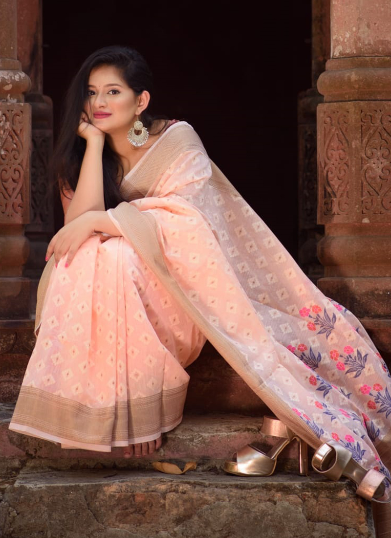 Buy Handwoven Linen Zari Saree | Chidiyaa – Chidiyaa