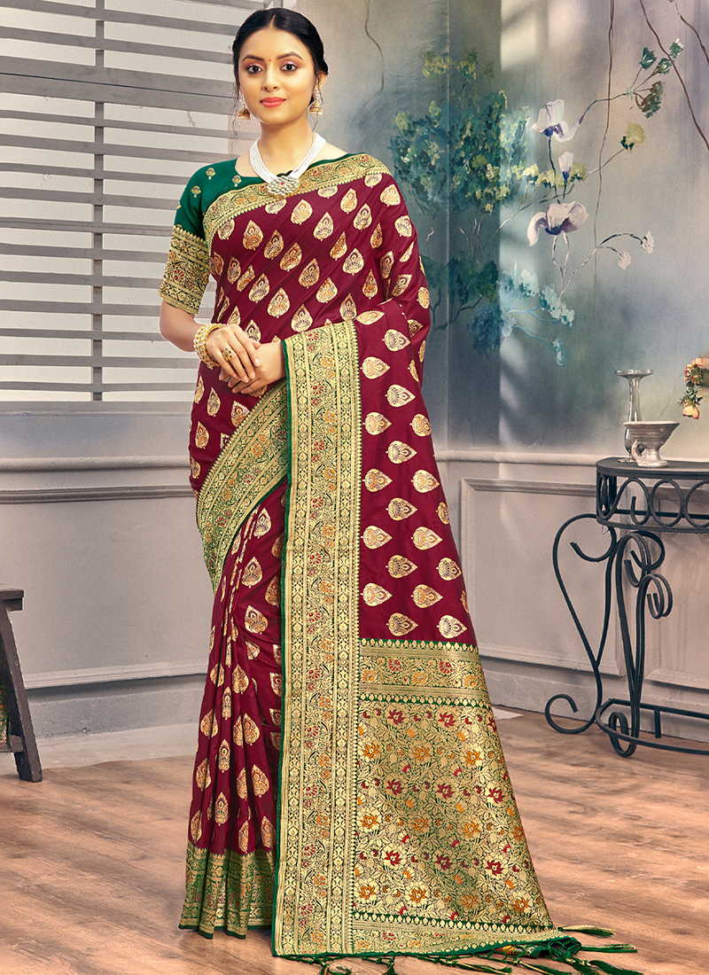 Banarasi Pure Silk Saree in Dark Maroon : SNEA3187