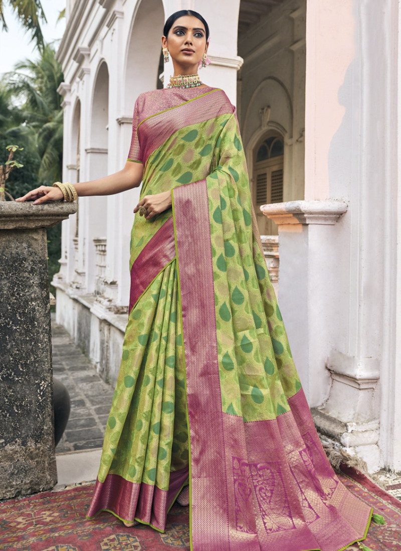 Green Kanjivaram Silk Saree – StylebyPanaaash