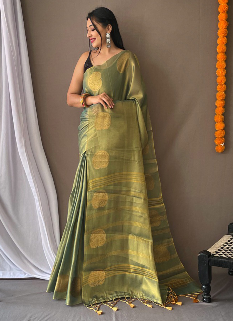 EKKTARA Saree For Women Pista Green Colour Kanjivaram Soft Silk Saree –  Ekktara