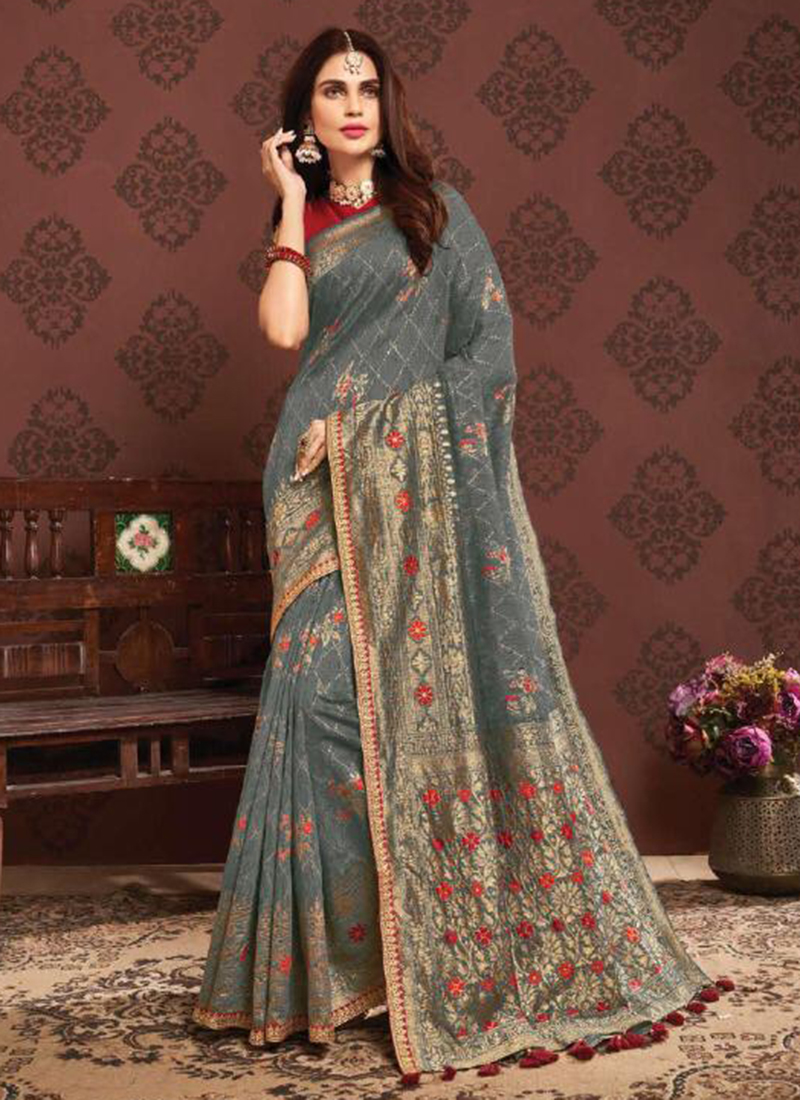 Siya Fashion Reception Wear Golden Fancy Silk Embroidered Work Saree |  Party wear sarees, Saree designs, Fashion