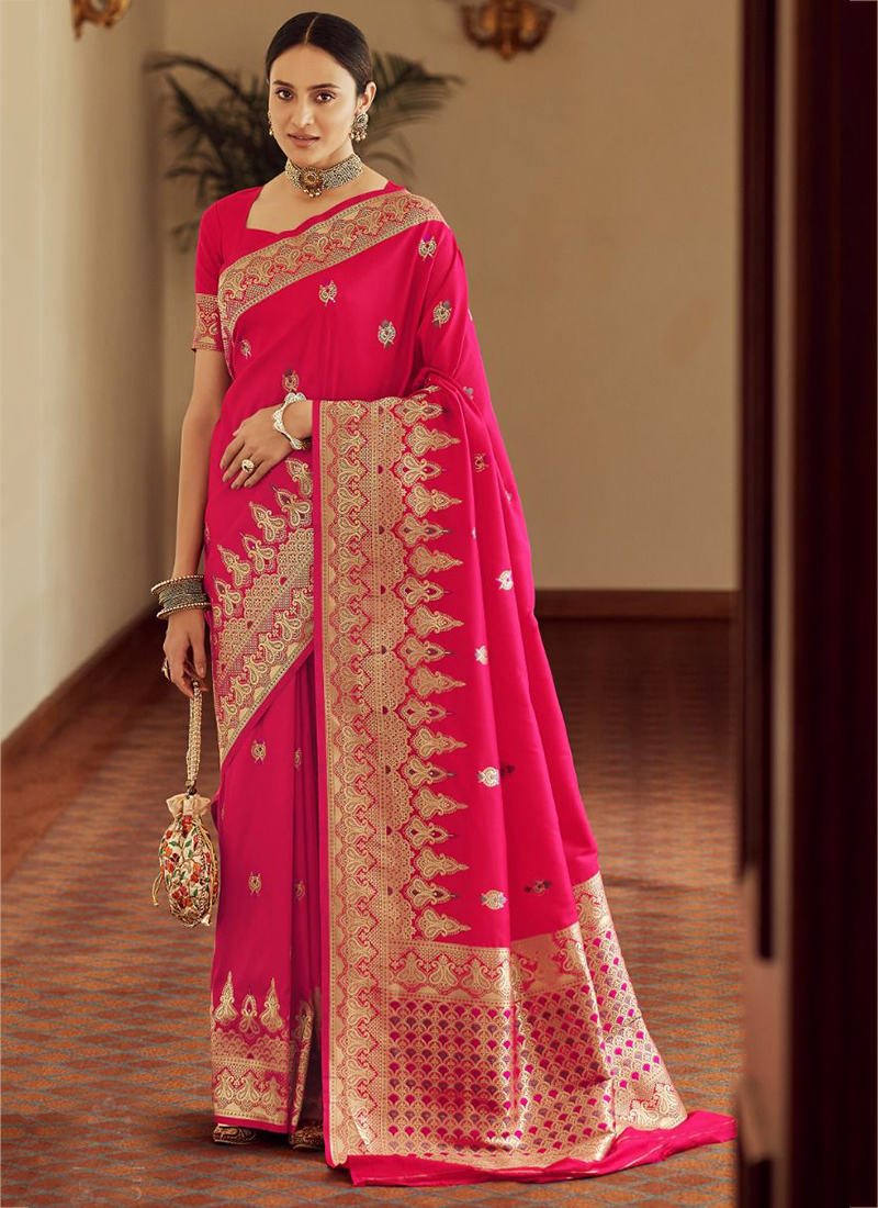 Arresting Dark pink Soft Banarasi Silk Saree With Desirable Blouse Pie –  LajreeDesigner