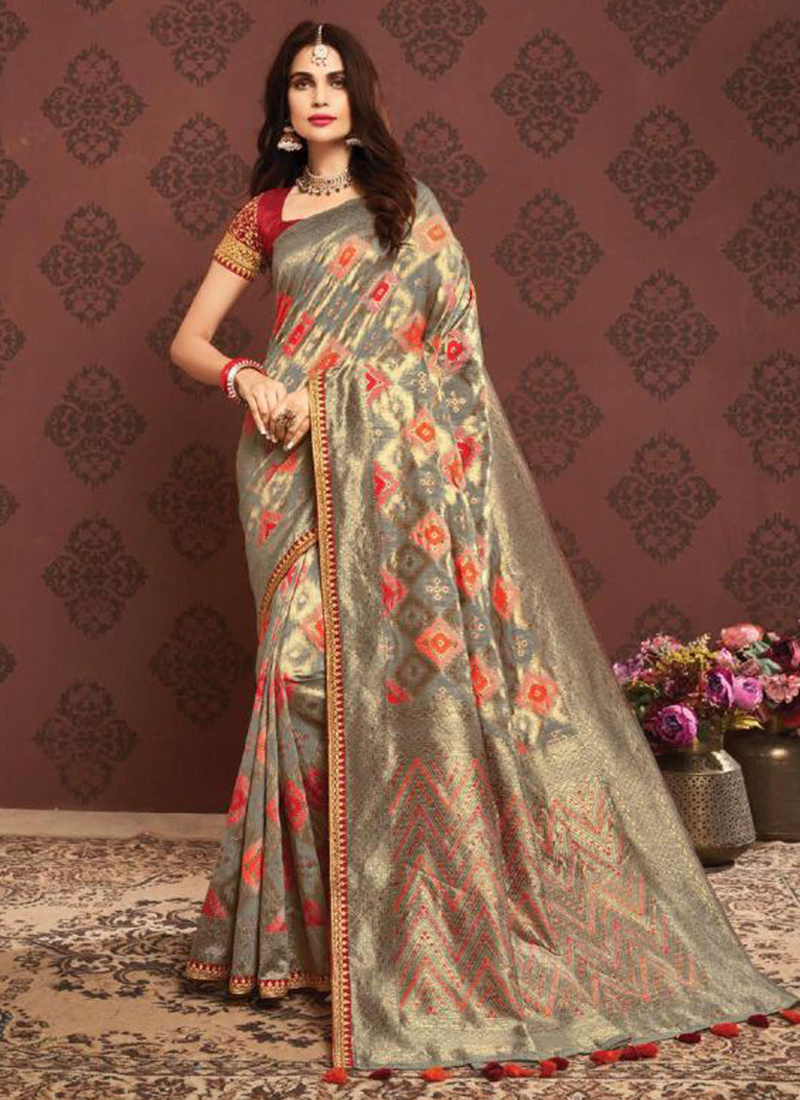 Latest Organza Saree For Wedding Guest Online Buy 2023