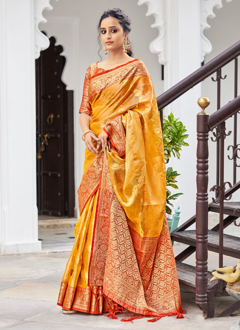 Cotton sarees, the corporate look of Indian women – Parinita Sarees and  Fashion