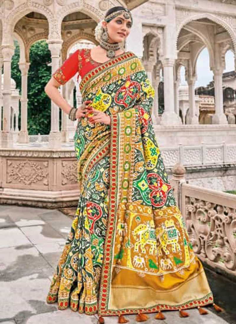 Red Silk Bridal Saree With Zari Embroidery 3045SR04